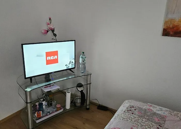 Πανσιόν Ferienzimmer Bei Thomas - Gemuetliches Schlaf- Und Wohnzimmer Mit Modernem Bad 3*